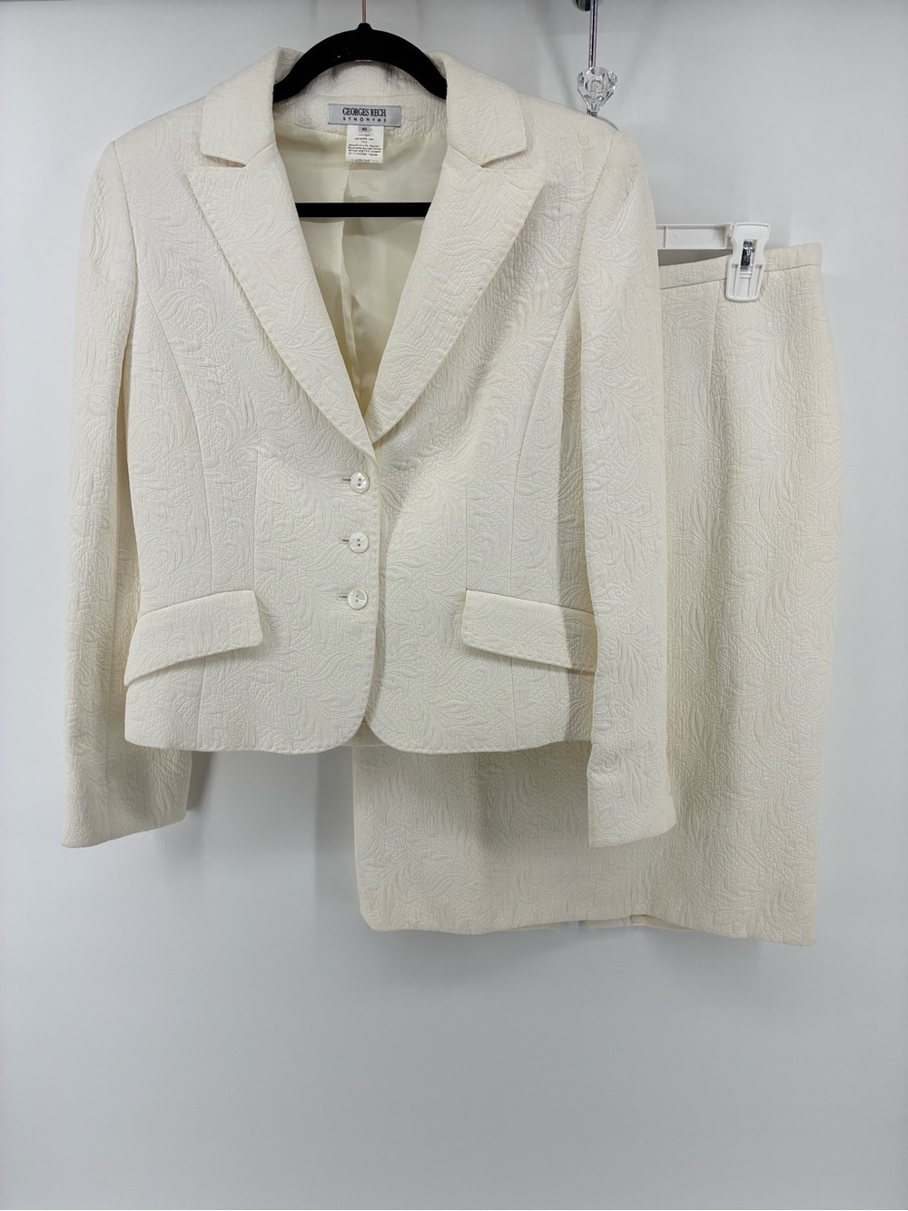 Synonyme Georges Rech White Floral Textured Skirt Suit - Two Piece Set